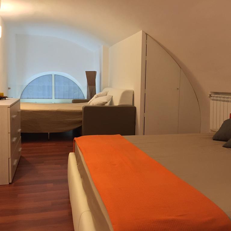 Suite Duomo Napels Buitenkant foto